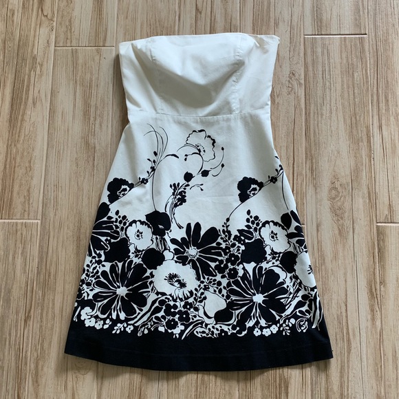 Ann Taylor strapless white dress with black floral - Picture 4 of 5